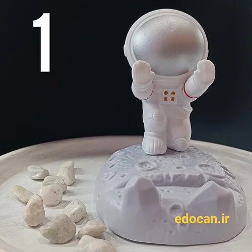 استند رومیزی موبایل مدل فضانورد